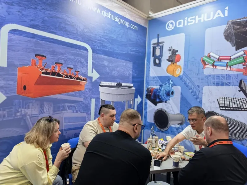 UGOL ROSSII & MINING Erakusketa arrakastaz amaitu zen: higadura erresistenteak diren produktu dibertsifikatuak eta sorgailu multzoak meatze-erosleak erakarri zituzten