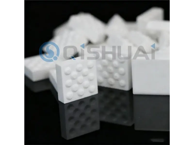 Altxatutako eredua Alumina Zeramikazko Mosaiko fitxa - Shandong Qishhuai higadura erresistentearen ekipamenduaren higadura irtenbide praktikoa